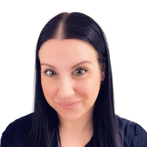 Shelley Shelley Headshot Shelley Shelley Headshot