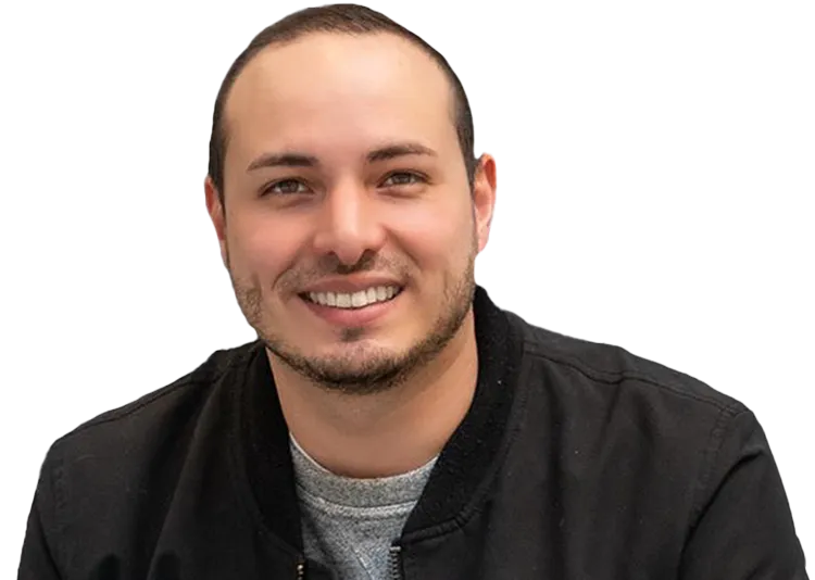 Alex Dominguez headshot