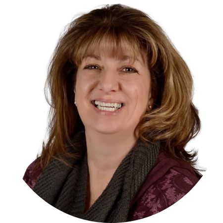 Marie Thibodeau Headshot