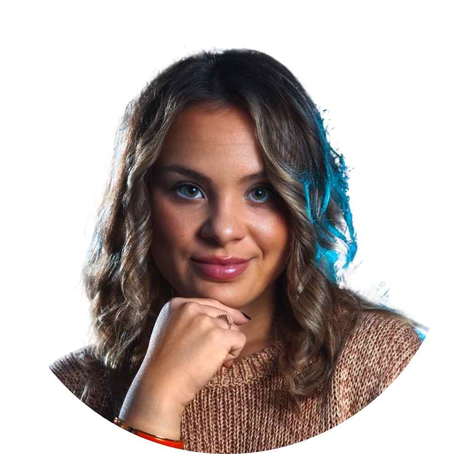 Ariella Eisenberg Headshot