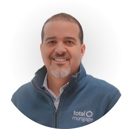 Francisco Espaillat Headshot