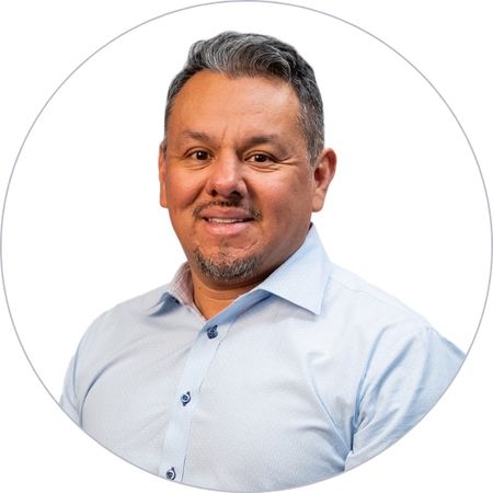 Josue Hernandez Headshot